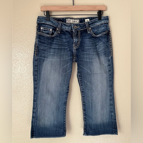 BKE Sabrinaโ Cropped Jeans - Picture 1 of 7